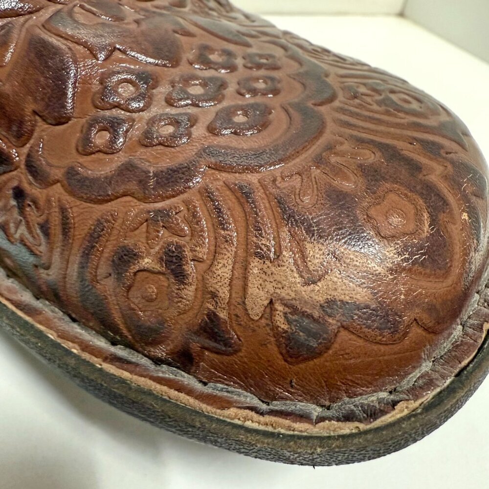 Alegria Alli Embossed Paisley - Picture 9 of 14